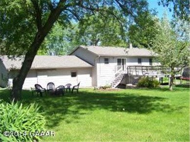 321 E Lake Geneva Rd NE unit NE, Alexandria, MN 56308 - photo 2