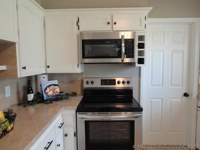 800 W Oakland St, Broken Arrow, OK 74012 - photo 5