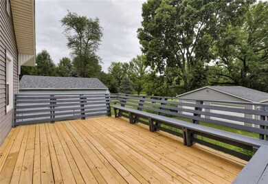 3839 E 30th St, Des Moines, IA 50317 - photo 4