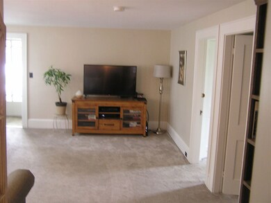 91 Main St, Epping, NH 03042 - photo 5