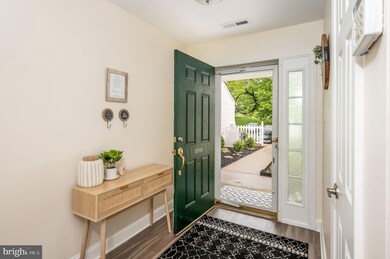 220 Windsor Ct unit 220, Glen Mills, PA 19342 - photo 2