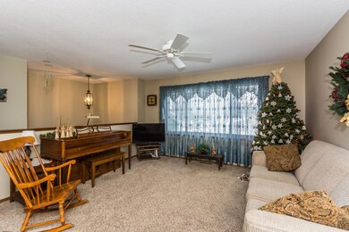 1520 Widman Ln Crookston MN-large-003-10