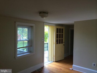 676 Clayton Rd, Williamstown, NJ 08094 - photo 3