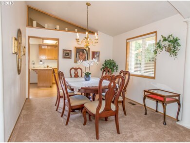 1610 Ridgley Blvd, Eugene, OR 97401 - photo 7