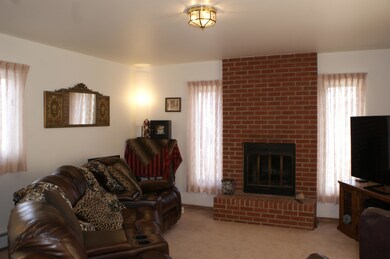 515 E 8th (2)