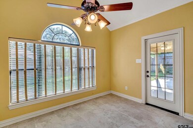 1202 Parkview Dr, Tyler, TX 75703 - photo 6