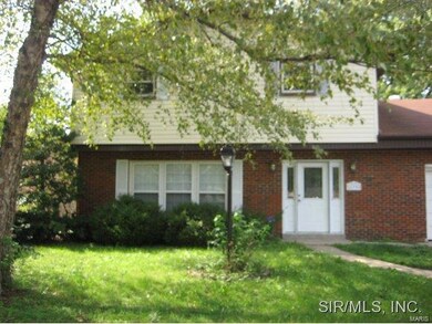 139 Arlington Dr, Granite City, IL 62040 - photo 2