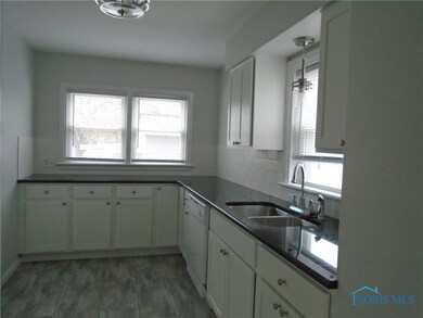 3851 Wallwerth Dr, Toledo, OH 43612 - photo 5