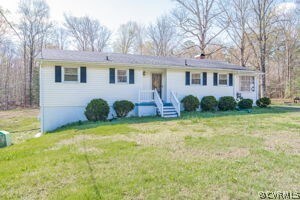 10709 Beaver Castle Rd, Hopewell, VA 23860 - photo 2