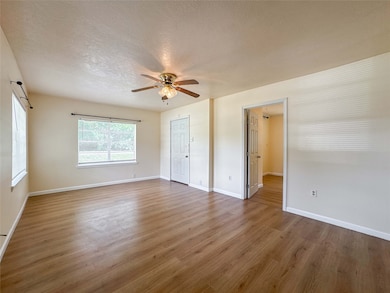 12816 Mykawa Rd, Brookside Village, TX 77581 - photo 5