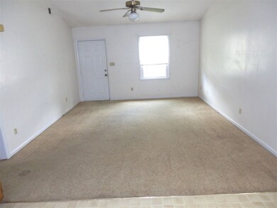 128 Windsor Ct, Jacksonville, NC 28546 - photo 4