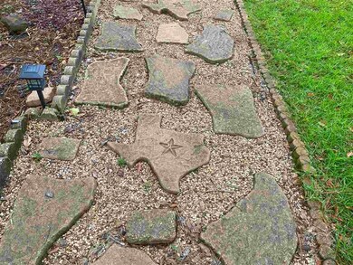 4202 Pine St, Texarkana, TX 75503 - photo 3