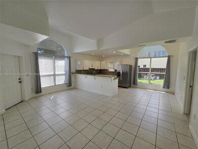 35 SW 7th St unit 2, Hallandale Beach, FL 33009 - photo 5