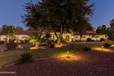 2614 N Camino Principal