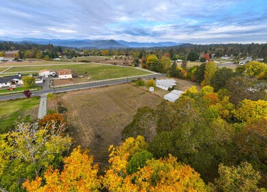 4005 Midway Ave-001