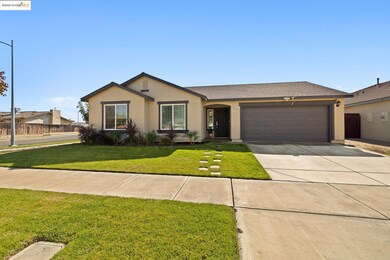 386 Paige Ln, Merced, CA 95341 - photo 7