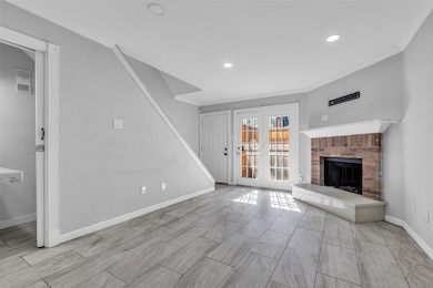 7402 Alabonson Rd unit 301, Houston, TX 77088 - photo 3