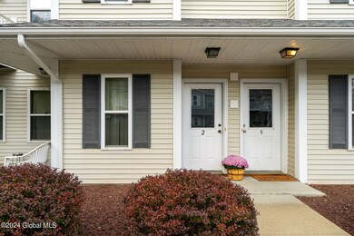1602 Cambridge Manor Dr, Schenectady, NY 12302 - photo 2