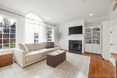 2449 E 24th St, Tulsa, OK 74114 - photo 5