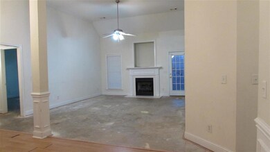 110 Manchester Ln, Byron, GA 31008 - photo 4