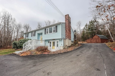 81 Orchard Path Rd, Weare, NH 03281 - photo 5