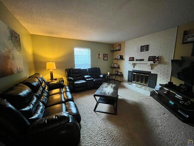 3400 SW Arrowhead Rd, Topeka, KS 66614 - photo 3