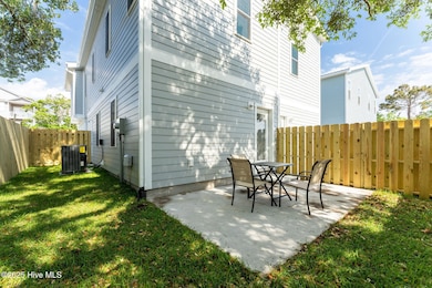 106-web-or-mls-unit-2-patio-02
