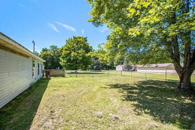 12013 C Dr S, Ceresco, MI 49033 - photo 4