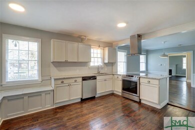 31 E 63rd St, Savannah, GA 31405 - photo 4