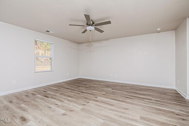 003-photo-living-room-14901859