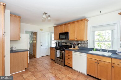 39 W Central Ave, Paoli, PA 19301 - photo 5