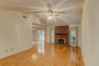 319 Commons Way (4)