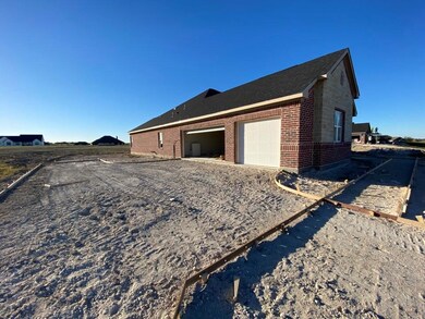 8613 Bricelyn Ct, Godley, TX 76044 - photo 2