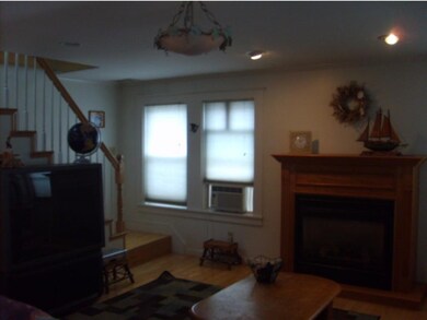 5 Commonwealth Ave, Salisbury, MA 01952 - photo 5