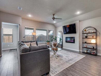 626 Congressional Ave, Red Oak, TX 75154 - photo 4