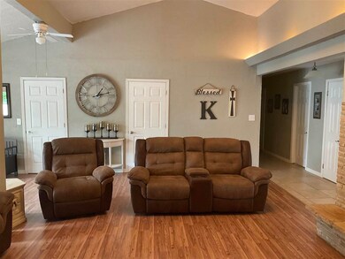 1810 Northridge Dr, Duncan, OK 73533 - photo 6