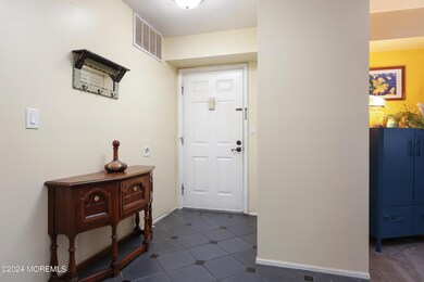 1001 Wellington Place unit 1001, Matawan, NJ 07747 - photo 3