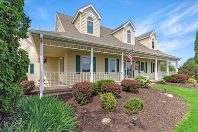 W1281 Siena Cir, Lake Geneva, WI 53147 - photo 2