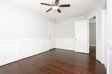 4207 Driscoll St unit 2, Houston, TX 77098 - photo 6