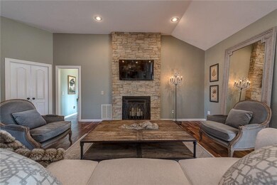 56 Mckenzie Dr, Bella Vista, AR 72715 - photo 7