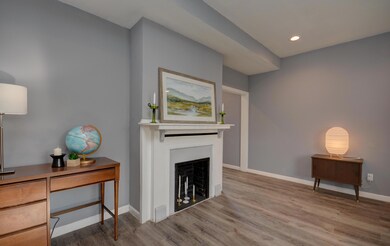Living Room (3)