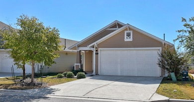 137 Appleberry Ln, Elgin, TX 78621 - photo 3