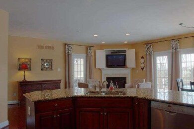 714 Green Meadow Dr, Douglassville, PA 19518 - photo 2