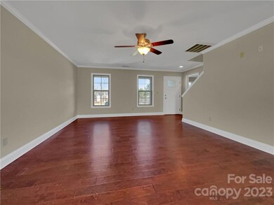 1562 Stonecroft Dr, Lincolnton, NC 28092 - photo 3