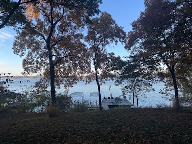 4630 E Gull Lake Dr, Hickory Corners, MI 49060 - photo 4