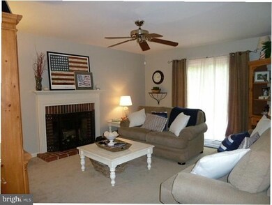 75 Larkwood Ct, Stafford, VA 22554 - photo 4