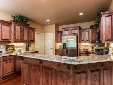 1 Bassingham Ln, Bella Vista, AR 72715 - photo 3