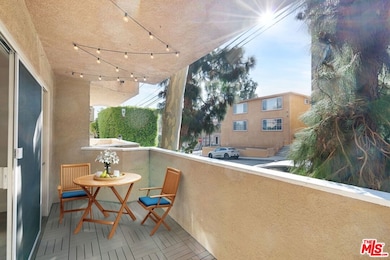 1010 Hammond St unit 204, West Hollywood, CA 90069 - photo 4