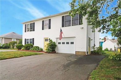 17 Metacomet St, Portsmouth, RI 02871 - photo 3