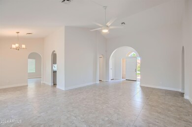 3605 W Morelos St - MLS Sized - 004 - 08